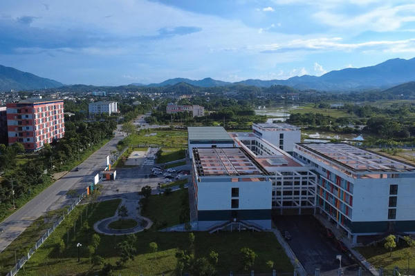 Thư ký điểm thi tại Trường THPT Chuyên Tuyên Quang ra đầu thú Thư ký điểm thi tại Trường THPT Chuyên Tuyên Quang ra đầu thú