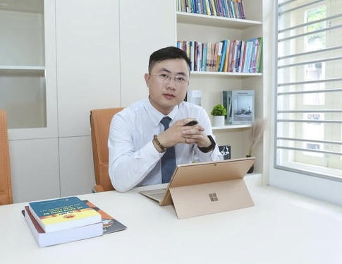 Sếp công ty qua đời giữa vụ kiện: Liệu tất cả cổ đông có bị triệu tập tham gia tố tụng? Sếp công ty qua đời giữa vụ kiện: Liệu tất cả cổ đông có bị triệu tập tham gia tố tụng?