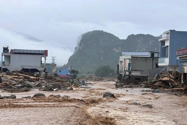 Lai Châu công bố tình huống khẩn cấp về thiên tai sau mưa lũ tại xã Mường Than Lai Châu công bố tình huống khẩn cấp về thiên tai sau mưa lũ tại xã Mường Than
