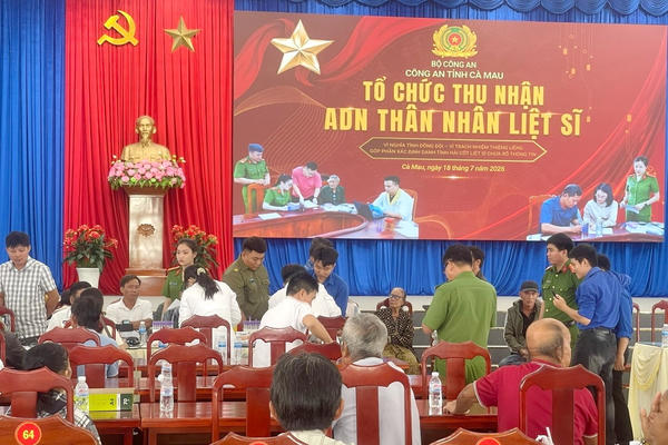 Cà Mau: Mỗi mẫu ADN thêm hy vọng tìm lại tên liệt sĩ Cà Mau: Mỗi mẫu ADN thêm hy vọng tìm lại tên liệt sĩ
