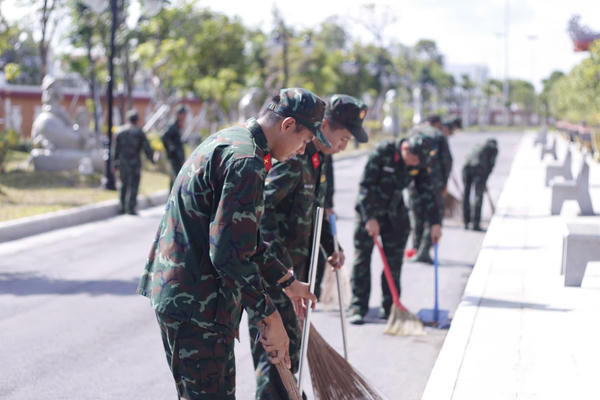 Tuổi trẻ lực lượng vũ trang tỉnh An Giang tô đẹp các địa chỉ đỏ Tuổi trẻ lực lượng vũ trang tỉnh An Giang tô đẹp các địa chỉ đỏ
