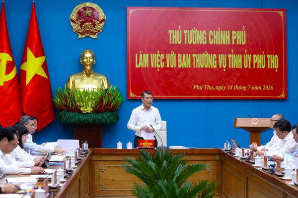Thủ tướng chỉ ra nút thắt yêu cầu Phú Thọ xây dựng và phát huy vai trò trung tâm logistics của vùng
Thủ tướng chỉ ra nút thắt yêu cầu Phú Thọ xây dựng và phát huy vai trò trung tâm logistics của vùng