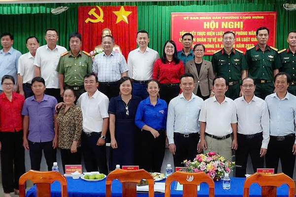 Đồng Nai: Phường Long Hưng tổng kết thực hiện các luật về quốc phòng và an ninh Đồng Nai: Phường Long Hưng tổng kết thực hiện các luật về quốc phòng và an ninh