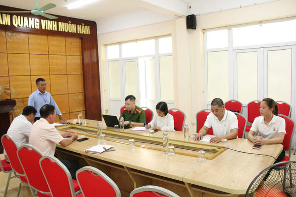 Cô Tô xử phạt đơn vị quản lý Nhà hàng The One vì vi phạm môi trường Cô Tô xử phạt đơn vị quản lý Nhà hàng The One vì vi phạm môi trường