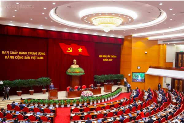 Trung ương bàn việc đưa Quảng Ninh và Bắc Ninh lên thành phố
