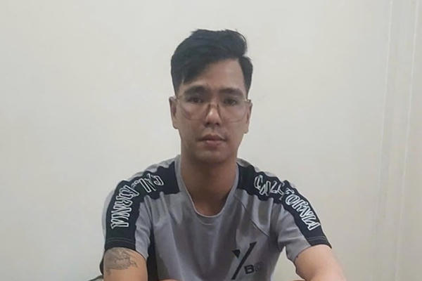 Khởi tố 2 bị can trong đường dây mua bán ma túy dạng "Tobaco", thu giữ gần 1kg chất cấm