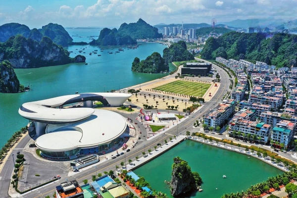 Chính phủ thông qua hồ sơ thành lập thành phố Quảng Ninh