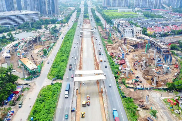 Điều chỉnh tổ chức giao thông phục vụ thi công nút giao Vành đai 3,5 với Đại lộ Thăng Long Điều chỉnh tổ chức giao thông phục vụ thi công nút giao Vành đai 3,5 với Đại lộ Thăng Long