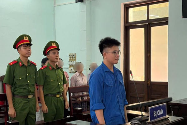 Bác sĩ lĩnh 11 năm tù vì đột nhập 3 tiệm vàng, trộm hơn 5 tỷ đồng để trả nợ tiền ảo