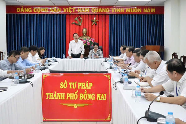 Sở Tư pháp TP Đồng Nai giao ban công tác quản lý nhà nước về luật sư: Nâng cao chất lượng hành nghề, đáp ứng yêu cầu cải cách tư pháp Sở Tư pháp TP Đồng Nai giao ban công tác quản lý nhà nước về luật sư: Nâng cao chất lượng hành nghề, đáp ứng yêu cầu cải cách tư pháp