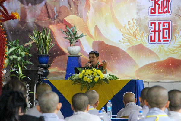 Đưa pháp luật đến Trường hạ Thiền viện Viên Giác: Lan tỏa ý thức chấp hành pháp luật từ cửa thiền đến cuộc sống  