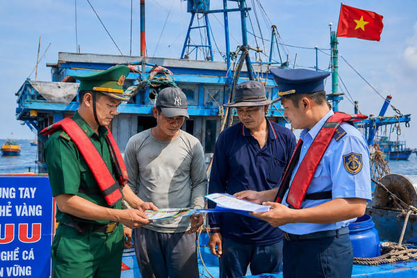Siết quản lý tàu cá để tăng tốc gỡ "thẻ vàng" IUU