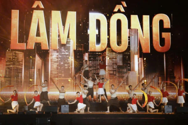 Hơn 10.000 người dự khai mạc Sports Festival 2026, Lâm Đồng hướng đến phát triển du lịch thể thao