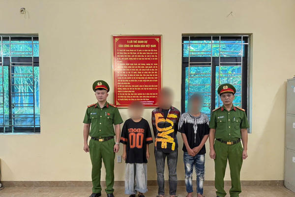 Bắt nhóm thiếu niên thực hiện 04 vụ trộm cắp xe máy tại Tuyên Quang Bắt nhóm thiếu niên thực hiện 04 vụ trộm cắp xe máy tại Tuyên Quang