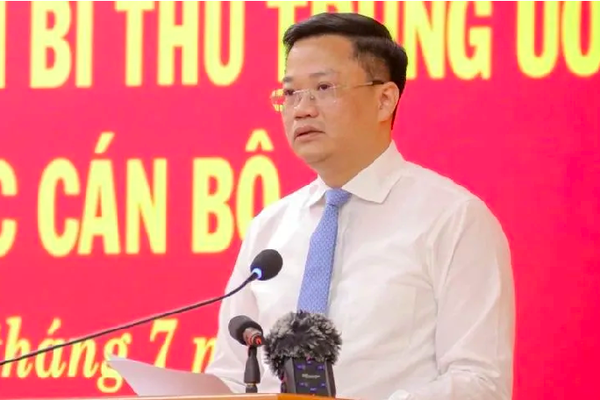 Phê chuẩn kết quả bầu, miễn nhiệm chức vụ Chủ tịch UBND tỉnh Quảng Ngãi
Phê chuẩn kết quả bầu, miễn nhiệm chức vụ Chủ tịch UBND tỉnh Quảng Ngãi
