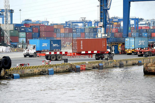 TP.HCM triển khai chiến lược logistics, hướng tới 100% doanh nghiệp chuyển đổi số TP.HCM triển khai chiến lược logistics, hướng tới 100% doanh nghiệp chuyển đổi số