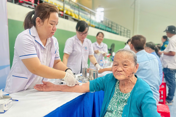TP HCM ban hành hướng dẫn khám sức khỏe toàn dân không phụ thuộc địa giới hành chính TP HCM ban hành hướng dẫn khám sức khỏe toàn dân không phụ thuộc địa giới hành chính