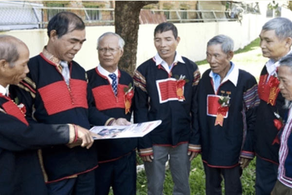 Nhiều hỗ trợ mới cho người có uy tín vùng đồng bào dân tộc thiểu số
Nhiều hỗ trợ mới cho người có uy tín vùng đồng bào dân tộc thiểu số