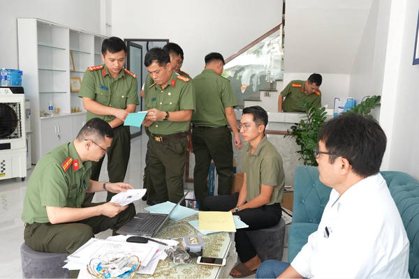 Khởi tố đối tượng điều hành phòng khám "Việt Nhật CB", thu lợi bất chính hàng trăm triệu đồng
