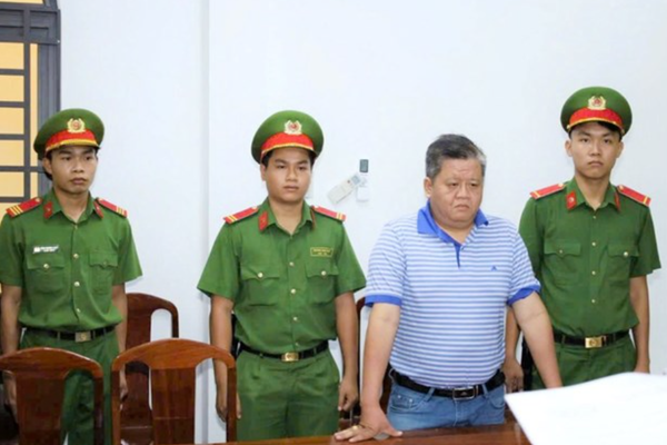 Bắt tạm giam Chủ tịch Công ty CP Mekolor vì bị cáo buộc phát tán thông tin sai sự thật