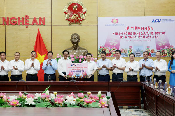Tổng Công ty Cảng hàng không Việt Nam ủng hộ 20 tỷ hỗ trợ nâng cấp, tôn tạo Nghĩa trang Liệt sĩ Việt - Lào Tổng Công ty Cảng hàng không Việt Nam ủng hộ 20 tỷ hỗ trợ nâng cấp, tôn tạo Nghĩa trang Liệt sĩ Việt - Lào