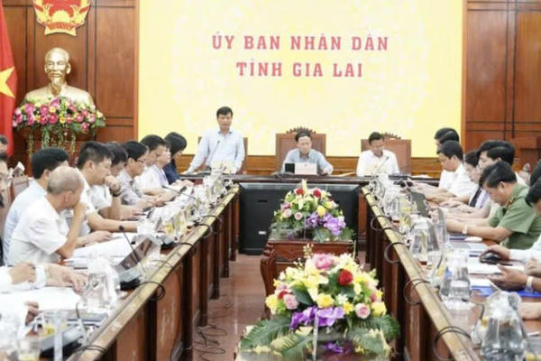 Gia Lai: Quyết liệt tháo gỡ điểm nghẽn, phấn đấu tăng trưởng hai con số Gia Lai: Quyết liệt tháo gỡ điểm nghẽn, phấn đấu tăng trưởng hai con số