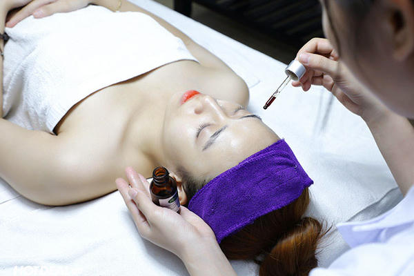 Sở Y tế Hà Nội cảnh báo tình trạng các cơ sở thẩm mỹ sử dụng tế bào gốc trái phép