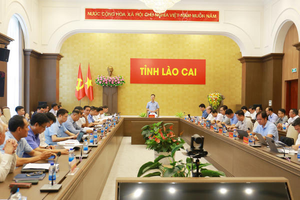 Lào Cai tháo gỡ khó khăn, vướng mắc cho các dự án khai thác, chế biến khoáng sản