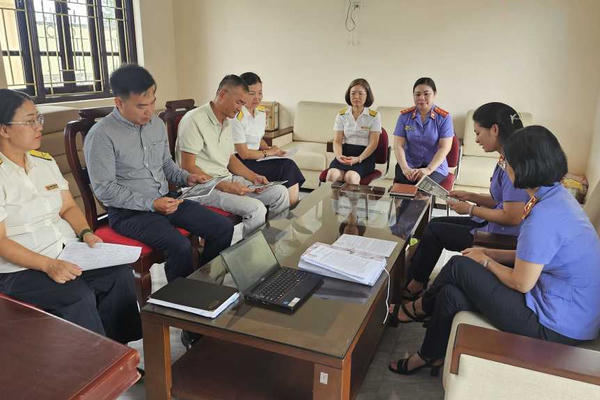 Quảng Ninh thu hồi gần 12 tỷ đồng nợ thuế sau gần 2 tháng phối hợp liên ngành Quảng Ninh thu hồi gần 12 tỷ đồng nợ thuế sau gần 2 tháng phối hợp liên ngành