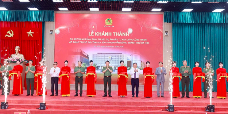 Bộ Công an khánh thành dự án thành phần mở rộng trụ sở số 47 Phạm Văn Đồng
Bộ Công an khánh thành dự án thành phần mở rộng trụ sở số 47 Phạm Văn Đồng
