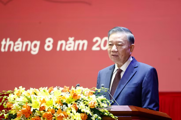Tổng Bí thư, Chủ tịch nước dự khai mạc Chương trình bồi dưỡng kiến thức đối với Ủy viên TW Đảng khóa XIV Tổng Bí thư, Chủ tịch nước dự khai mạc Chương trình bồi dưỡng kiến thức đối với Ủy viên TW Đảng khóa XIV