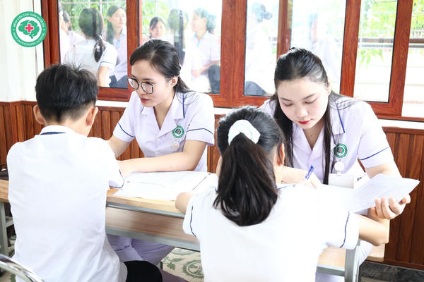 Chăm lo toàn diện sức khỏe tinh thần và quyền lợi thiết yếu cho trẻ Làng trẻ em SOS Vinh
