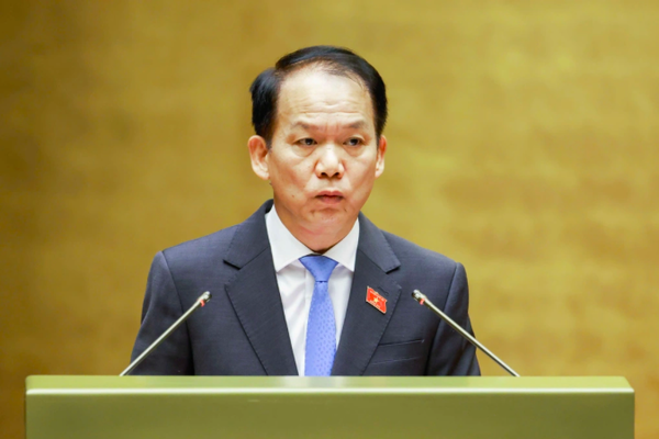 Cán bộ cố ý gây thiệt hại nhưng không bị truy cứu trách nhiệm hình sự có thể phải hoàn trả tới 50 tháng lương
