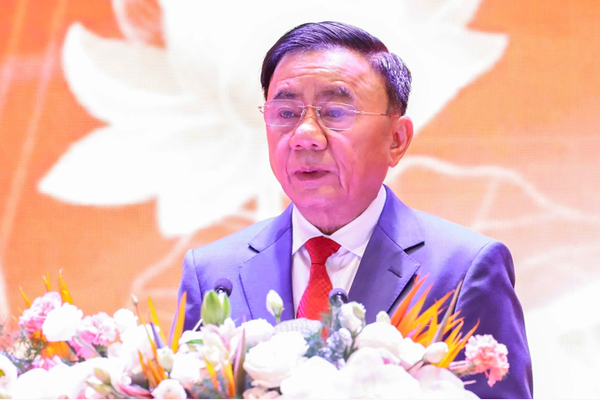 Ban Bí thư: Không chạy theo số lượng, không phát triển đảng viên theo mệnh lệnh hành chính
Ban Bí thư: Không chạy theo số lượng, không phát triển đảng viên theo mệnh lệnh hành chính
