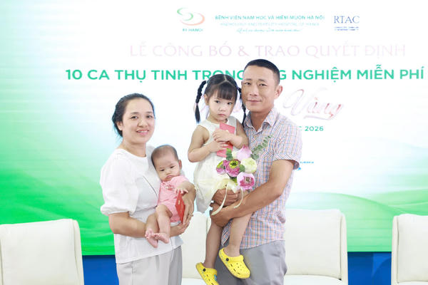 Giọt nước mắt hạnh phúc nhận gói hỗ trợ IVF miễn phí 100% của các gia đình hiếm muộn