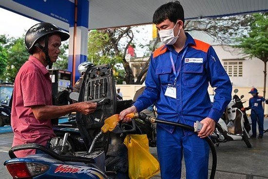Giá xăng, dầu diesel cùng giảm Giá xăng, dầu diesel cùng giảm