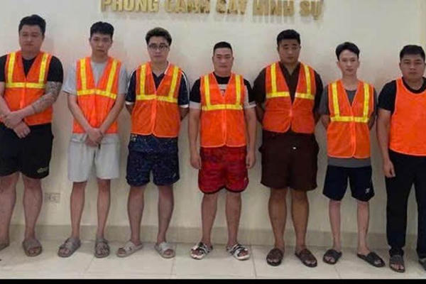 Công an Hà Nội triệt phá đường dây buôn bán khí N2O quy mô lớn, khởi tố 9 đối tượng