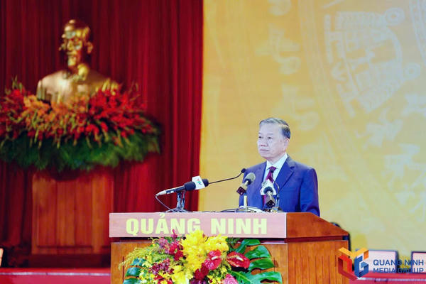 Tổng Bí thư, Chủ tịch nước Tô Lâm: Quảng Ninh phải phát triển bằng tri thức, công nghệ và kinh tế xanh