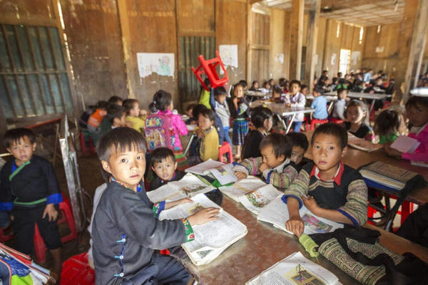 Thủ tướng ra công điện về chính sách cho học sinh nghèo, vùng khó khăn Thủ tướng ra công điện về chính sách cho học sinh nghèo, vùng khó khăn