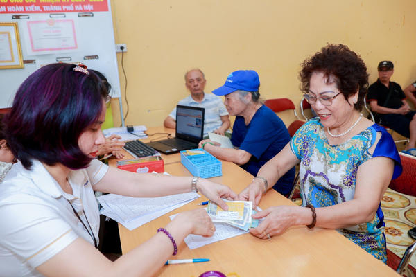 Từ tháng 9, chậm trả lương có thể bị phạt đến 100 triệu đồng, phải trả thêm tiền lãi