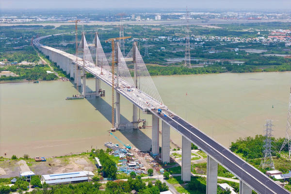 Công trường giao thông Đồng Nai tăng tốc xuyên lễ Quốc khánh Công trường giao thông Đồng Nai tăng tốc xuyên lễ Quốc khánh