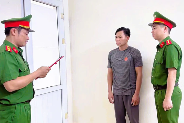 Tạm giữ hình sự người đàn ông đánh nam sinh 16 tuổi tại phòng gym ở Ninh Bình