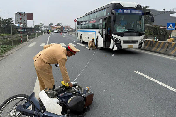 Cục CSGT không đồng tình góp ý buộc người gây tai nạn giao thông phải sát hạch lại Cục CSGT không đồng tình góp ý buộc người gây tai nạn giao thông phải sát hạch lại