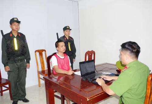 Thứ trưởng Bộ Công an gửi thư khen chiến công triệt phá vụ lừa đảo 250 tỷ đồng trên không gian mạng
