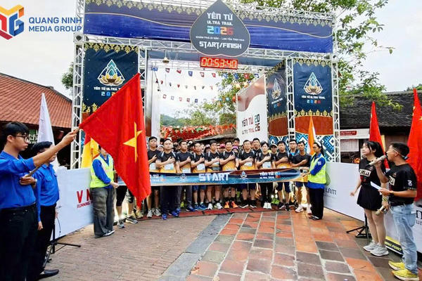 Gần 2.000 vận động viên khám phá di sản Yên Tử qua những cung đường chạy Gần 2.000 vận động viên khám phá di sản Yên Tử qua những cung đường chạy
