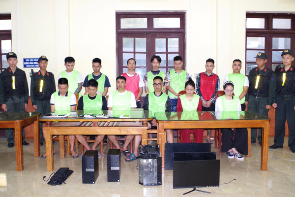 Công an Ninh Bình tiếp tục mở rộng điều tra đường dây lừa đảo 250 tỷ đồng Công an Ninh Bình tiếp tục mở rộng điều tra đường dây lừa đảo 250 tỷ đồng