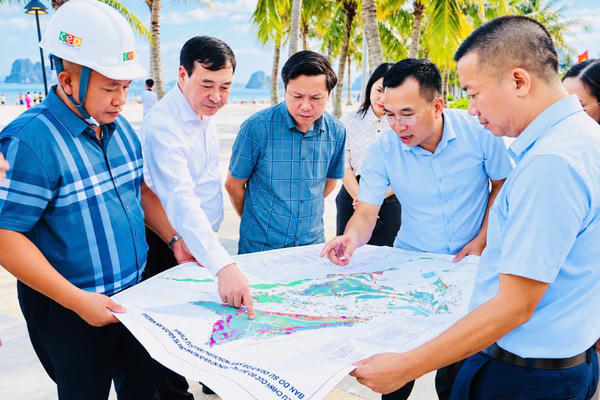 Đoàn khảo sát liên ngành Trung ương khảo sát tại đặc khu Vân Đồn