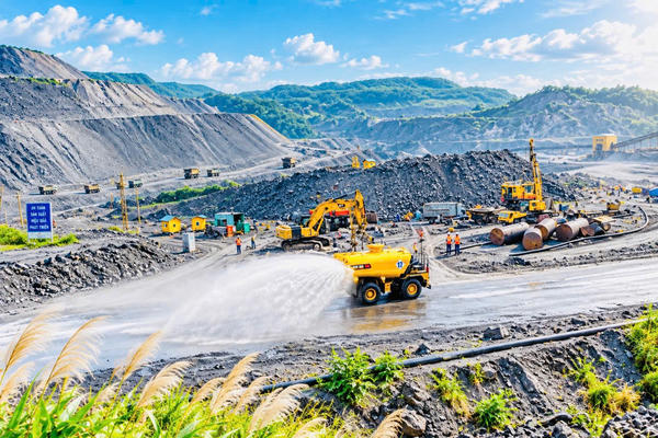 Tạo dựng không gian xanh cho hành trình phát triển mới tại Quảng Ninh