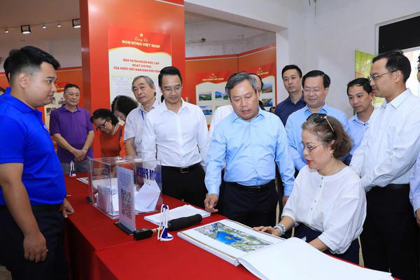 2 nhóm đồ án quy hoạch của TP Hà Nội: Cầu thị, minh bạch trong tiếp nhận ý kiến đóng góp 