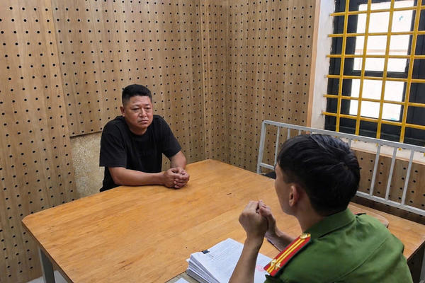 Khởi tố người đàn ông đánh người, đòi tiền bồi thường sau va chạm giao thông Khởi tố người đàn ông đánh người, đòi tiền bồi thường sau va chạm giao thông